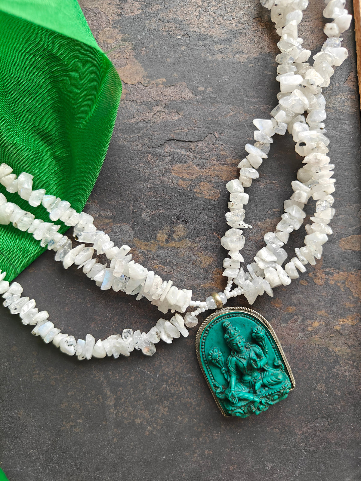 GREEN TARA (FULL WHITE)