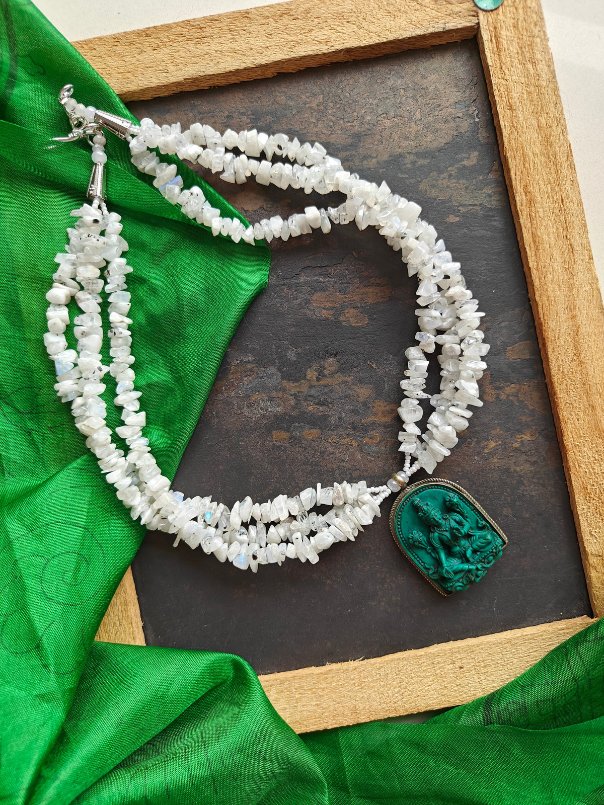 GREEN TARA (FULL WHITE)