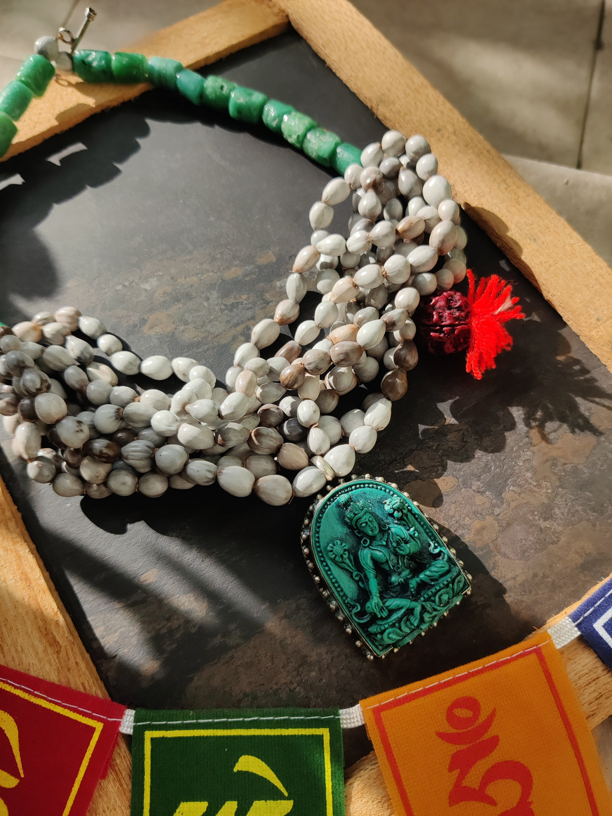 GREEN TARA (PRAYER BEADS)
