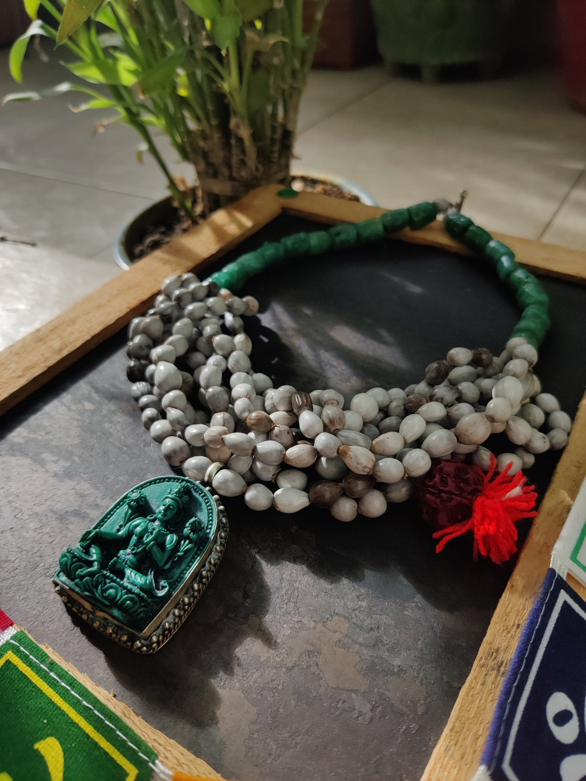 GREEN TARA (PRAYER BEADS)