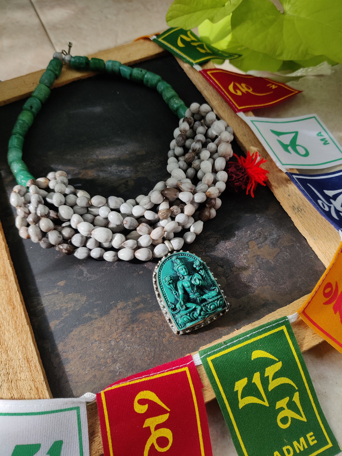 GREEN TARA (PRAYER BEADS)