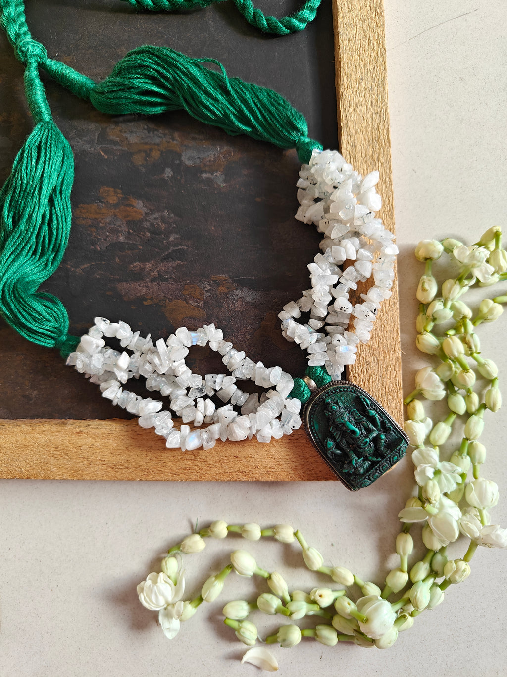 VINAYAKA (WHITE)