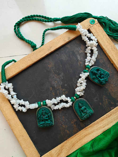DIVINE ENLIGHTMENT (DARK GREEN THREAD)