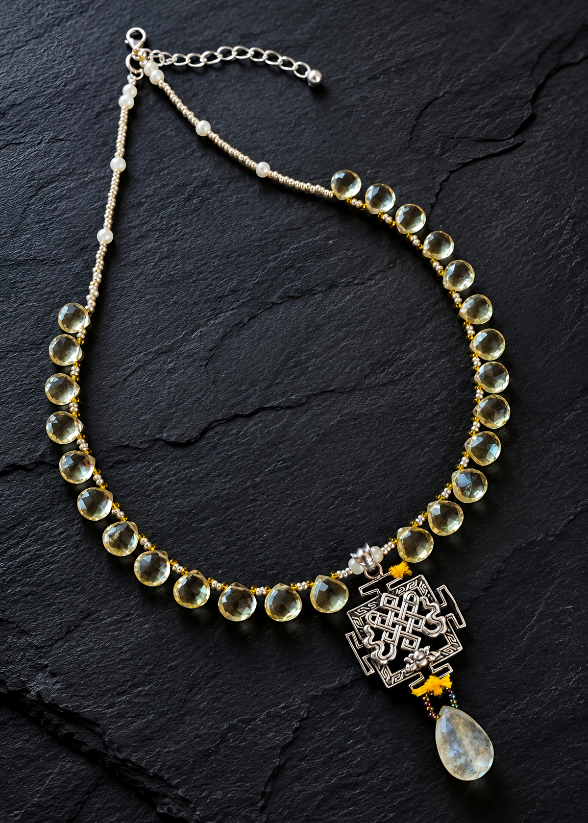 TIBETAN ENDLESS KNOT