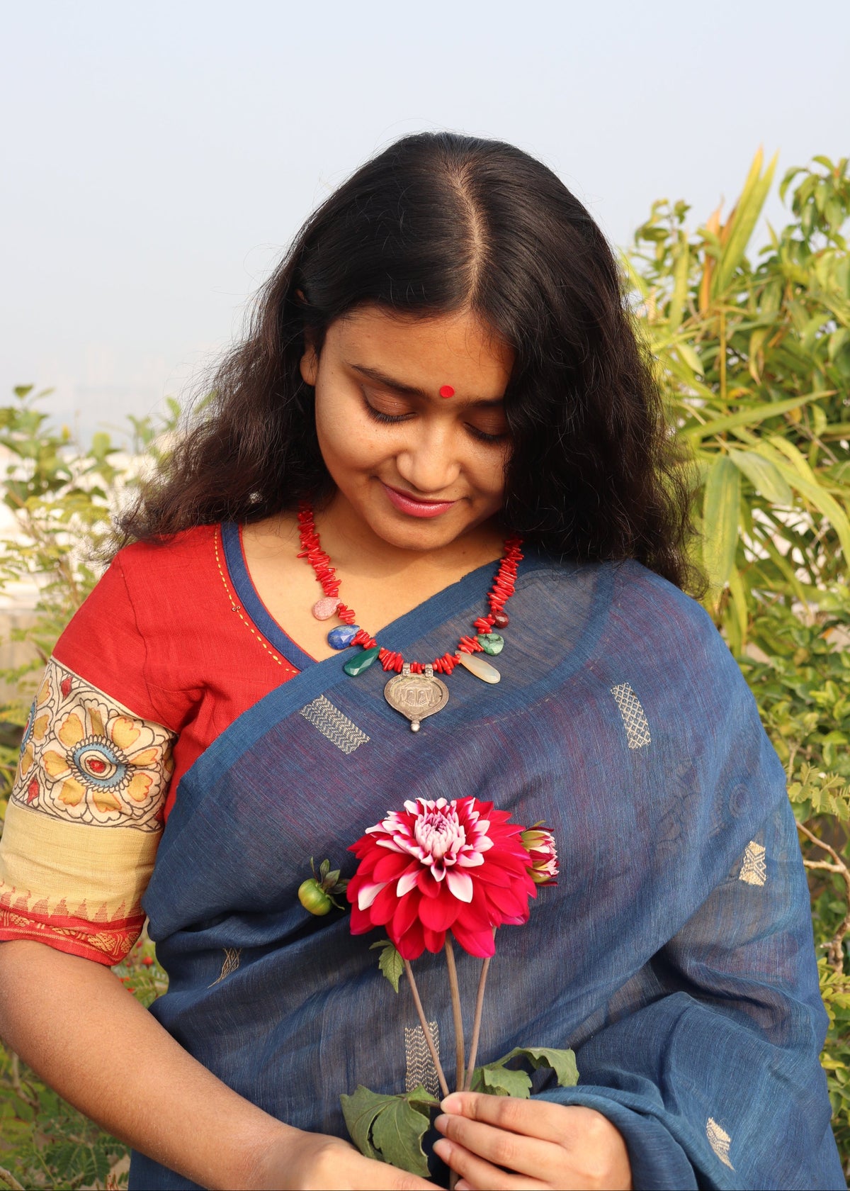 VISHNUPADA WITH CORAL